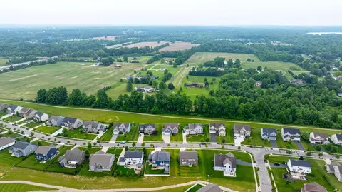 View/Area - 6358 Streamside Dr, Galena, OH 43021 photo 4 of 12