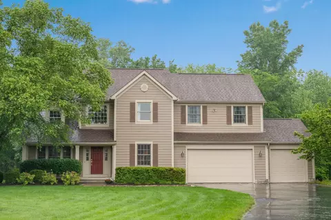 3929 Meadow Knoll Rd, Delaware, OH 43015