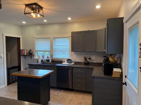 Kitchen - 104 Floral Ave, Springfield, OH 45504 photo 2 of 3