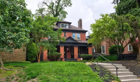 39 Auburn Ave, Columbus, OH 43205