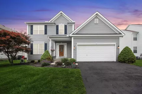 1112 Taylor Glen Blvd, Pataskala, OH 43062