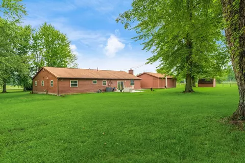 5130 Summit Rd SW, Pataskala, OH 43062