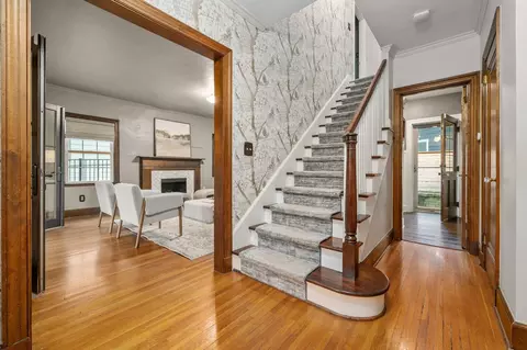 Entry Way - 137 E Torrence Rd, Columbus, OH 43214 photo 1 of 5