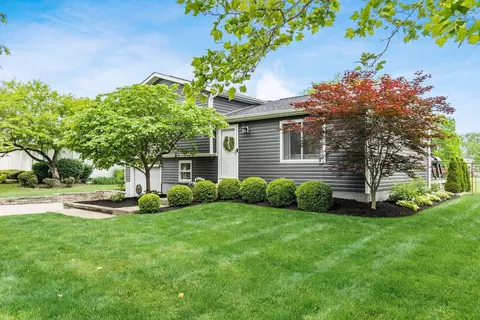 366 Saint Thomas Dr, Westerville, OH 43081