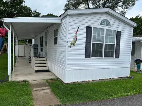 5019 N High St #97, Columbus, OH 43214