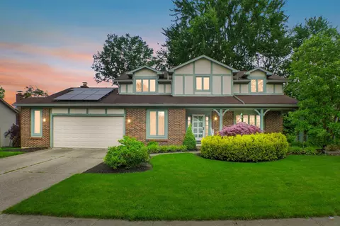 45 Nicole Dr, Westerville, OH 43081