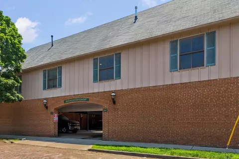 251 E Kossuth St UNIT A, Columbus, OH 43206