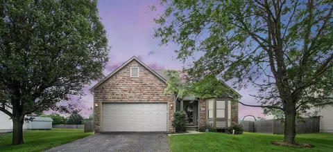 9235 Ridgeline Dr, Reynoldsburg, OH 43068