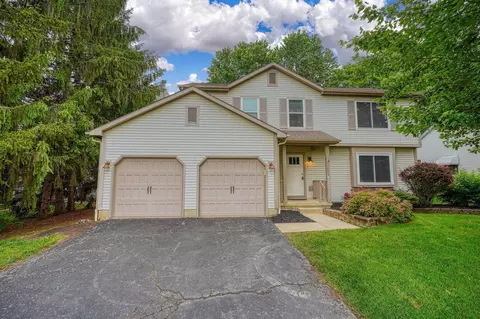 7726 Farmsbury Dr, Reynoldsburg, OH 43068