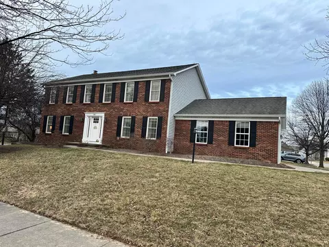 310 Windemere Dr, Westerville, OH 43082