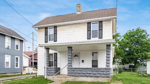 64 W Harrison St, Newark, OH 43055