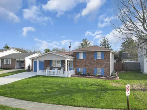 3229 Kingswood Dr, Grove City, OH 43123