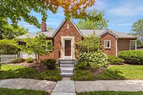 1075 Grandon Ave, Bexley, OH 43209