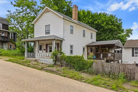 213 Blakely St, East Liverpool, OH 43920