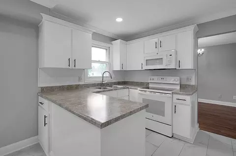 2709 Patrick Ave, Columbus, OH 43231 photo 12
