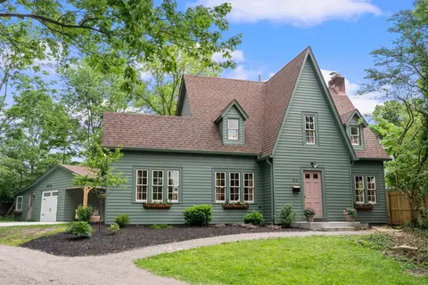 33 Wilson Dr, Worthington, OH 43085