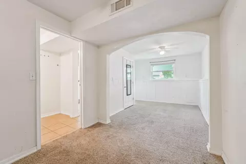 3840 Farm Brook Ln, Columbus, OH 43204 photo 30