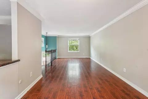 3840 Farm Brook Ln, Columbus, OH 43204 photo 24