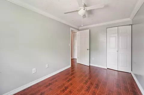 3840 Farm Brook Ln, Columbus, OH 43204 photo 19