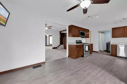 115 E Main St, Mount Sterling, OH 43143 photo 11