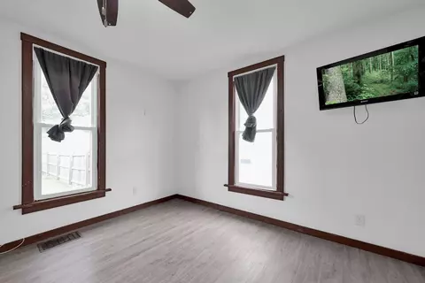 115 E Main St, Mount Sterling, OH 43143 photo 15