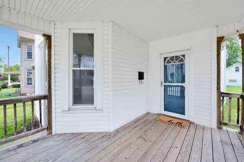 115 E Main St, Mount Sterling, OH 43143 photo 4