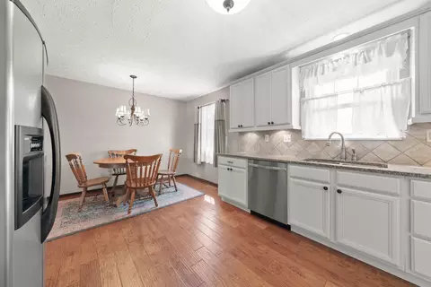 12475 Oak Dr, Orient, OH 43146 photo 9