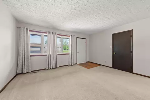12475 Oak Dr, Orient, OH 43146 photo 3