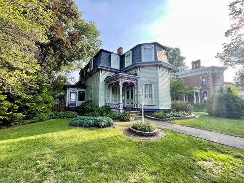 504 E High St, Mount Vernon, OH 43050