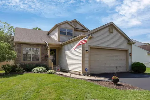 226 Kemperwood Dr, Pataskala, OH 43062