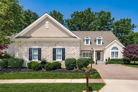 7908 Coldwater Dr, Powell, OH 43065