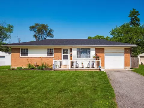 1887 Lonsdale Rd, Columbus, OH 43232
