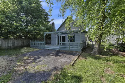 Exterior - 638 E 6th Ave, Lancaster, OH 43130 photo 5 of 5