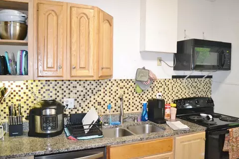 Kitchen - 36-38 E Cassilly St, Springfield, OH 45504 photo 4 of 4