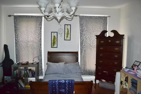 Bedroom - 36-38 E Cassilly St, Springfield, OH 45504 photo 1 of 22