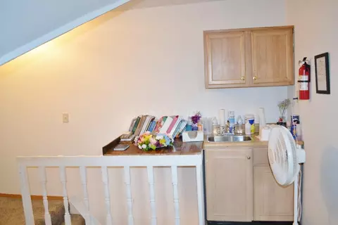 Entry Way - 36-38 E Cassilly St, Springfield, OH 45504 photo 3 of 3
