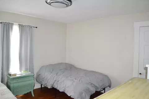 Bedroom - 36-38 E Cassilly St, Springfield, OH 45504 photo 4 of 22