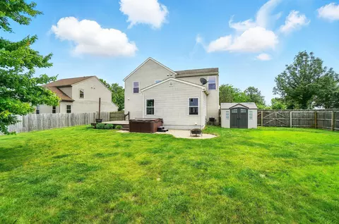 Exterior - 747 Range Dr, Galloway, OH 43119 photo 9 of 12