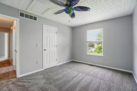 Bedroom - 747 Range Dr, Galloway, OH 43119 photo 10 of 12
