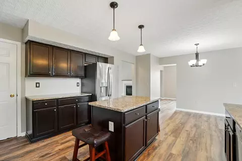 Kitchen - 747 Range Dr, Galloway, OH 43119 photo 3 of 7