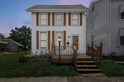 212 S Pickaway St, Circleville, OH 43113