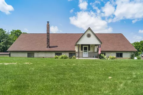 5795 Royalton Rd SW, Lancaster, OH 43130