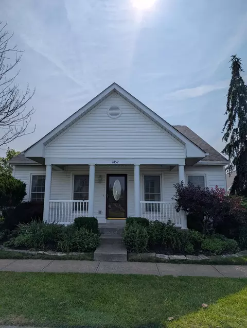 2452 Rosecrest St, Grove City, OH 43123