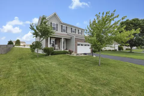 1561 Tammy Louise Dr, Pataskala, OH 43062