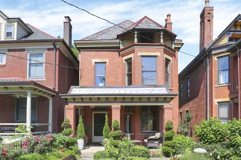 701 Dennison Ave, Columbus, OH 43215