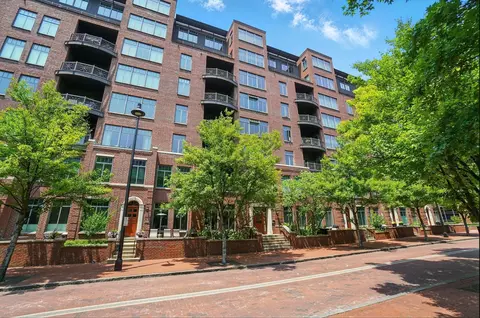 250 Daniel Burnham Sq #304, Columbus, OH 43215