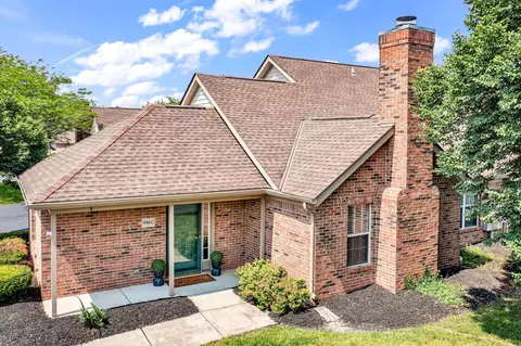9460 Clermont Cir, Powell, OH 43065