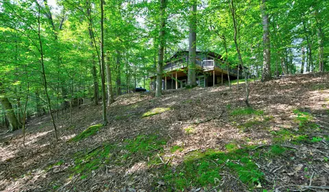 1160 Flathead Ln, Sugar Grove, OH 43155
