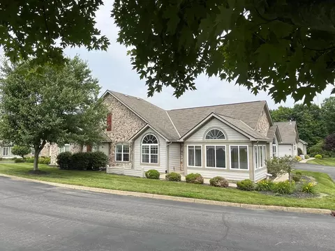 117 Colonial Woods Dr, Mount Vernon, OH 43050