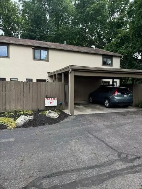 3243 Summerdale Ln #46, Columbus, OH 43221